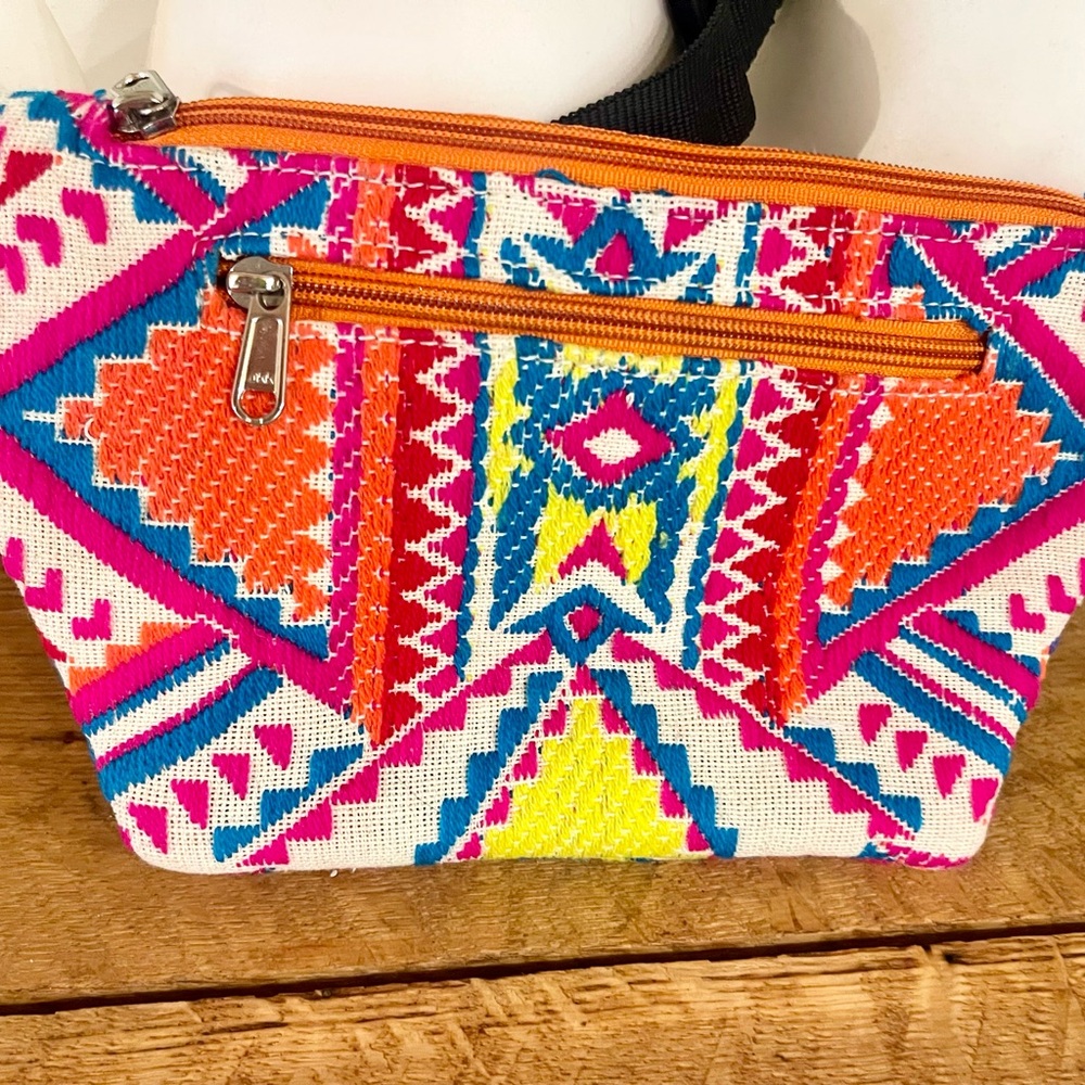 Colorful Aztec Pattern Fanny Pack Women's Bag